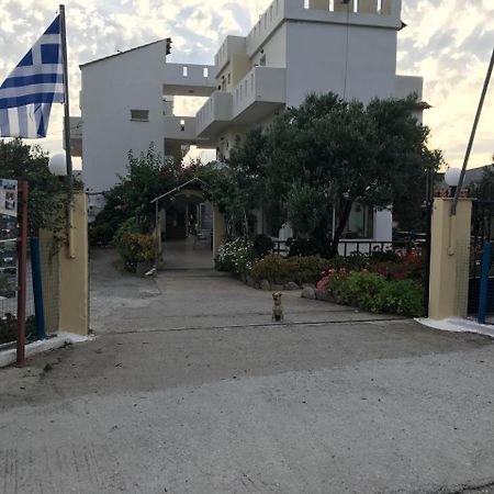 Tholos Rooms Kavoúsion 외부 사진