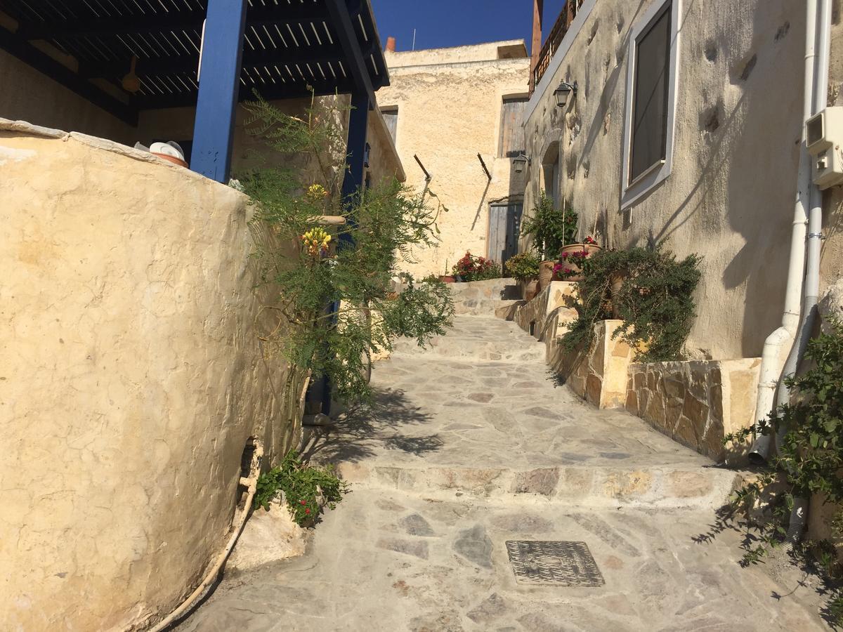 Tholos Rooms Kavoúsion 외부 사진