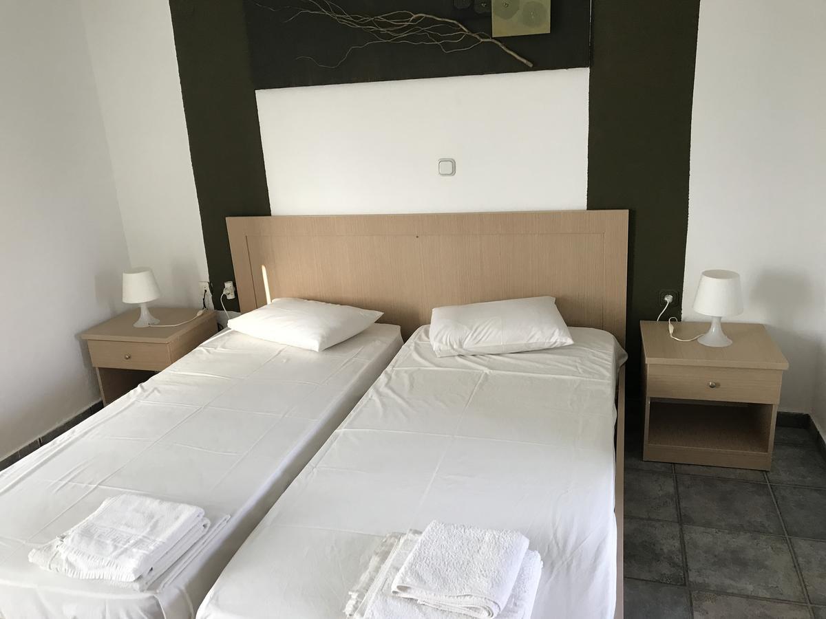 Tholos Rooms Kavoúsion 외부 사진